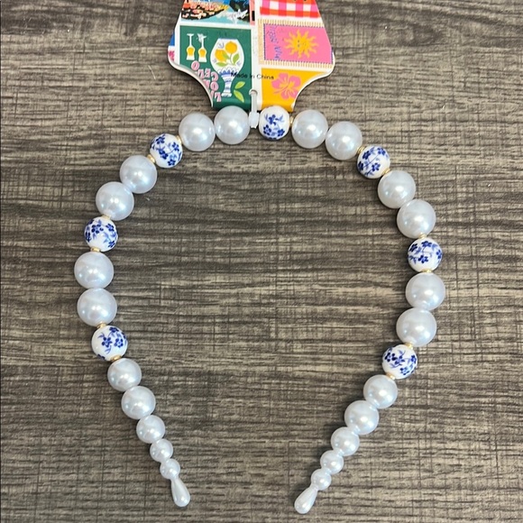 Piper K Pearl & Beaded Headband 🤍💙 - Picture 6 of 6